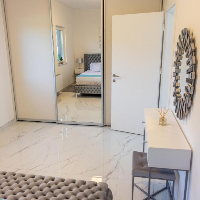 Villa UNA LUX - Villa - 44