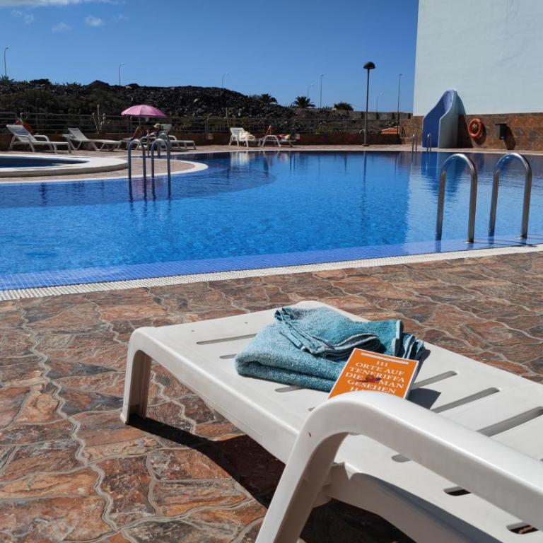 Hübsche Ferienwohnung mit 2 Schlafzimmern, Pool und WLAN, Strandnähe - Apartamento de 2 dormitorios - 1