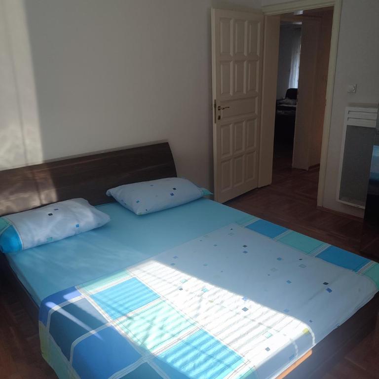 VILA LUKA - Three-Bedroom Villa - 4