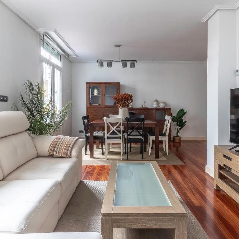 Apartamento La Alameda de Indautxu - Two-Bedroom Apartment - 12