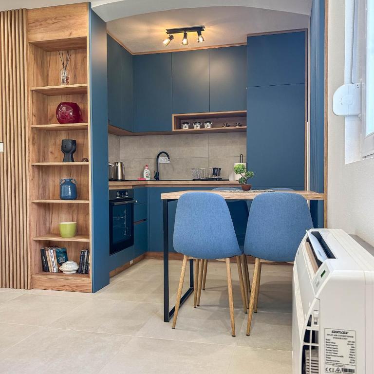 Sunrise Apartment - One-Bedroom Apartment - 13