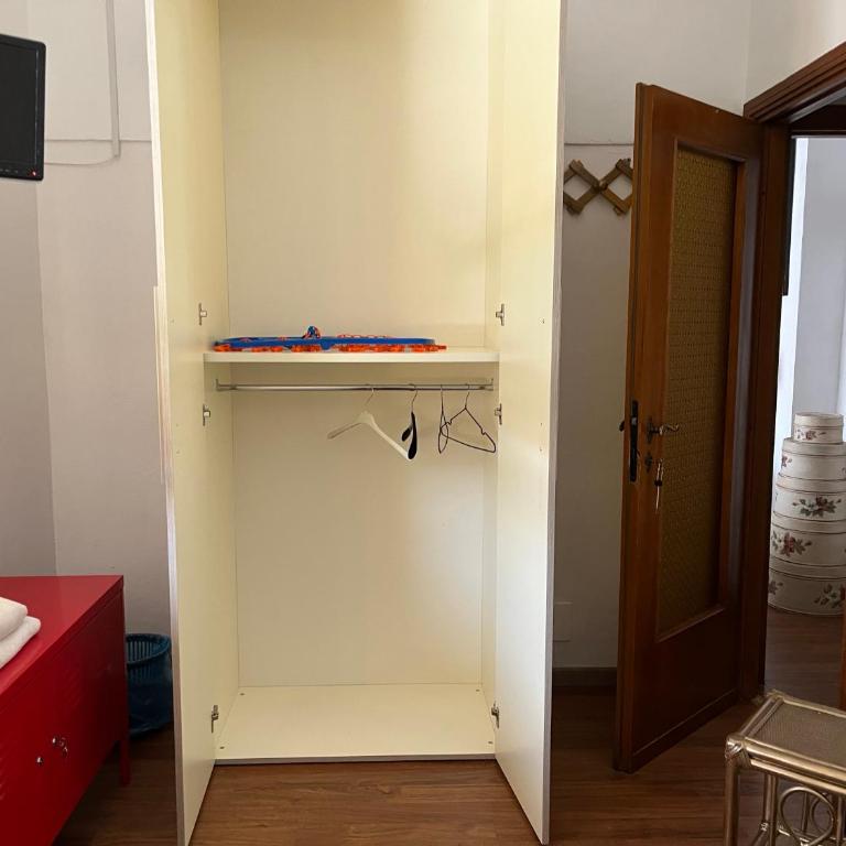 Da Adriana Guesthouse - Camera Singola Standard con Bagno in Comune - 1
