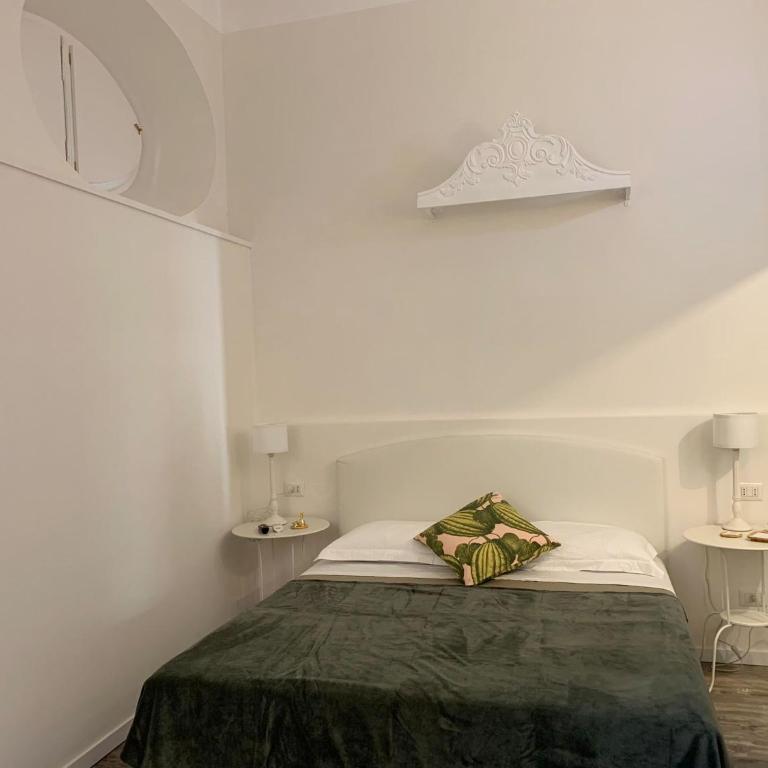 Eccelso Suites - Camera Matrimoniale Budget - 6