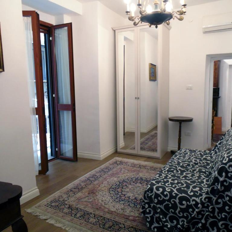Charme Napoletano Quartieri Spagnoli - Appartamento con 1 Camera da Letto - 4