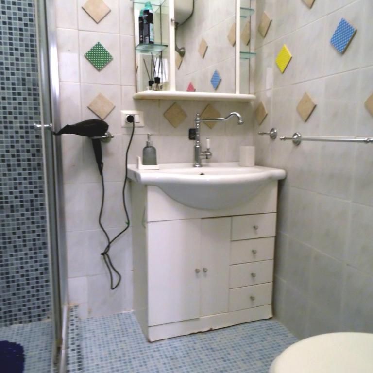Charme Napoletano Quartieri Spagnoli - Appartamento con 1 Camera da Letto - 16
