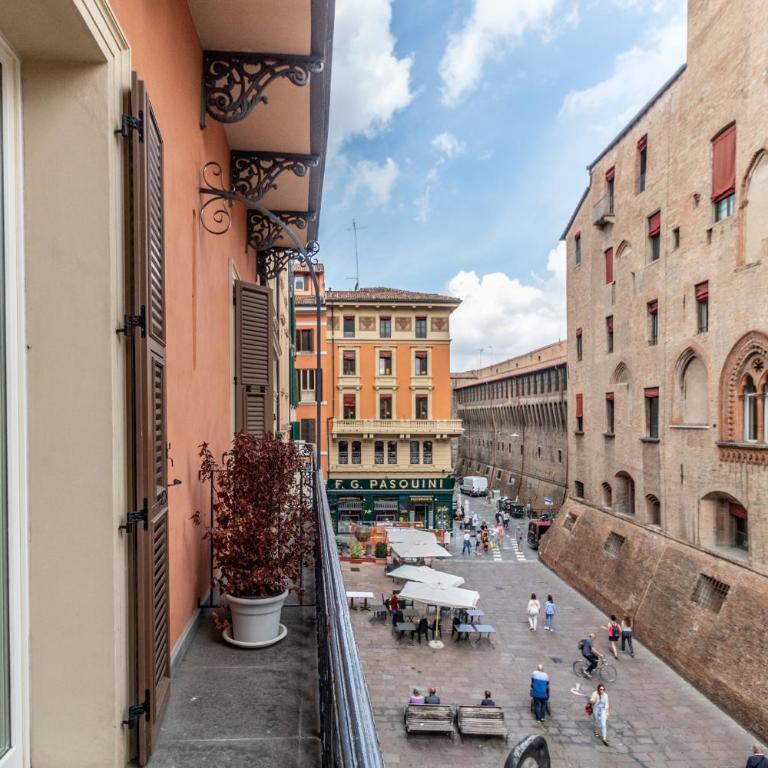 Casa Isolani Guest House Piazza Maggiore - Camera Matrimoniale Deluxe - 14