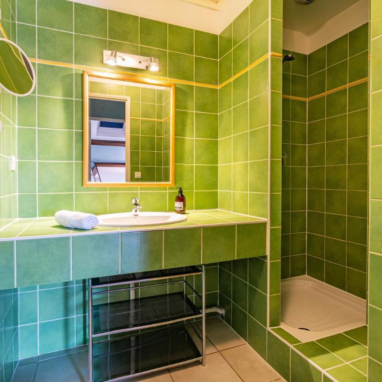 The Good Mother - Vue sur Notre Dame de la Garde - Two-Bedroom Apartment - 5