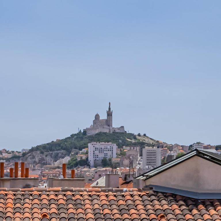 The Good Mother - Vue sur Notre Dame de la Garde - Two-Bedroom Apartment - 14