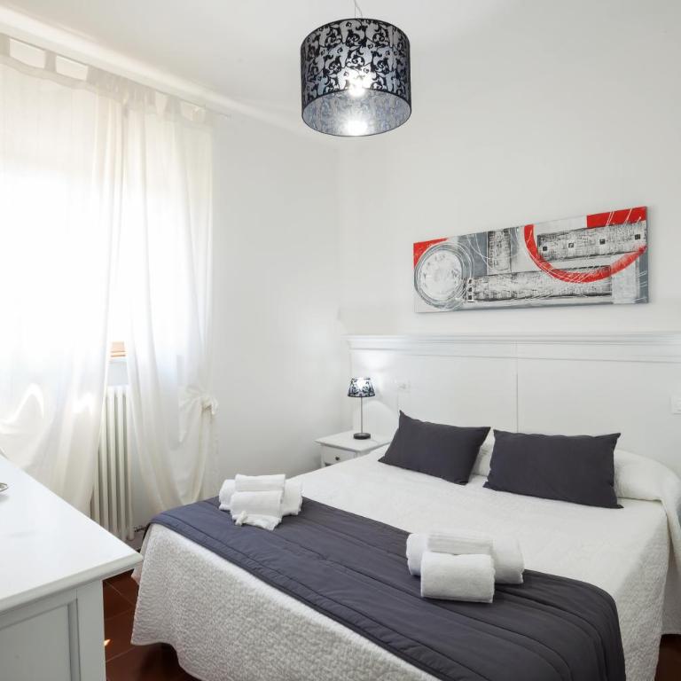 Hotel Porta Romana - LuceHotels - Camera Matrimoniale Economy - 1