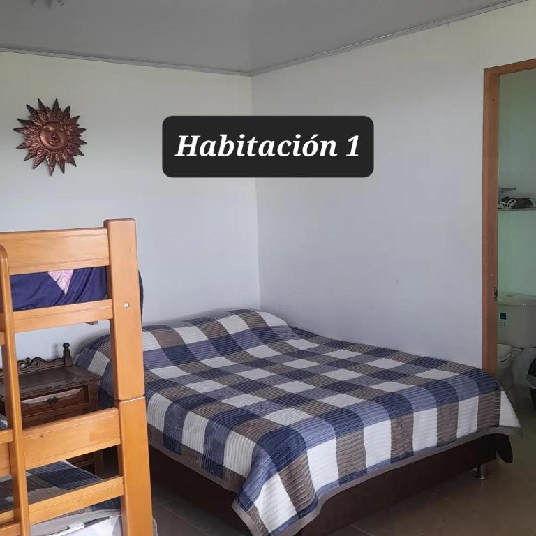 Hostal Espeletia Amarilla - Habitación Cuádruple con vistas a la montaña - 1