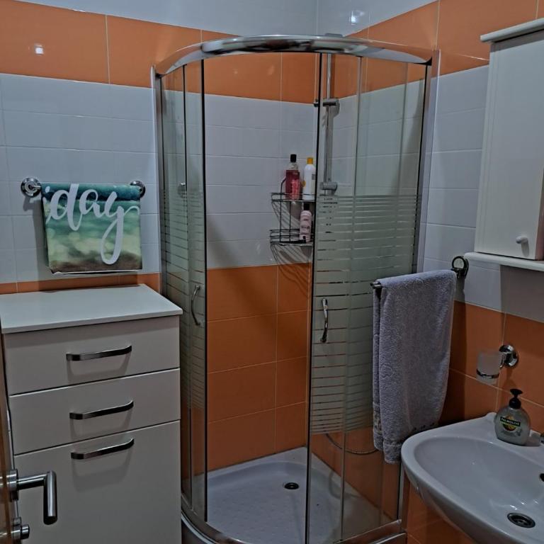 Petrovac Studio Apartment Ana - One-Bedroom Apartment - 3