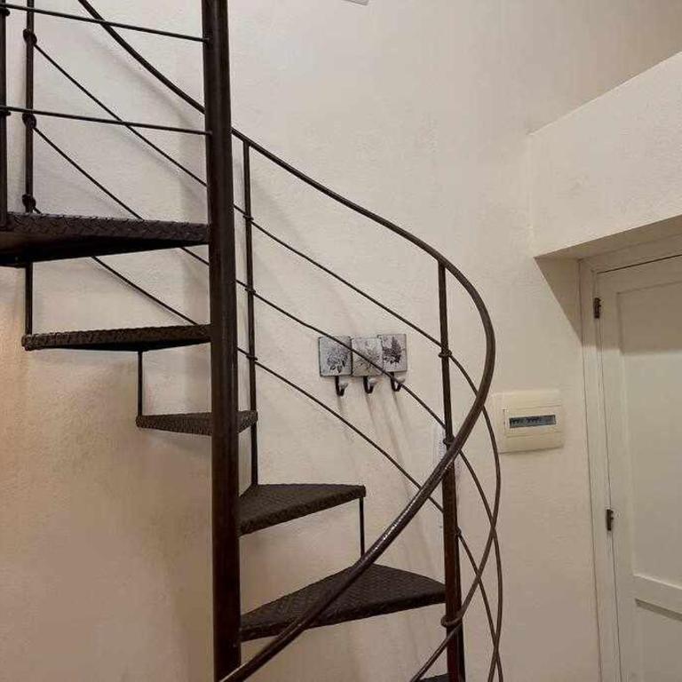 Suite Minerva: 10 steps from Piazza Civica - Appartamento con 1 Camera da Letto - 10