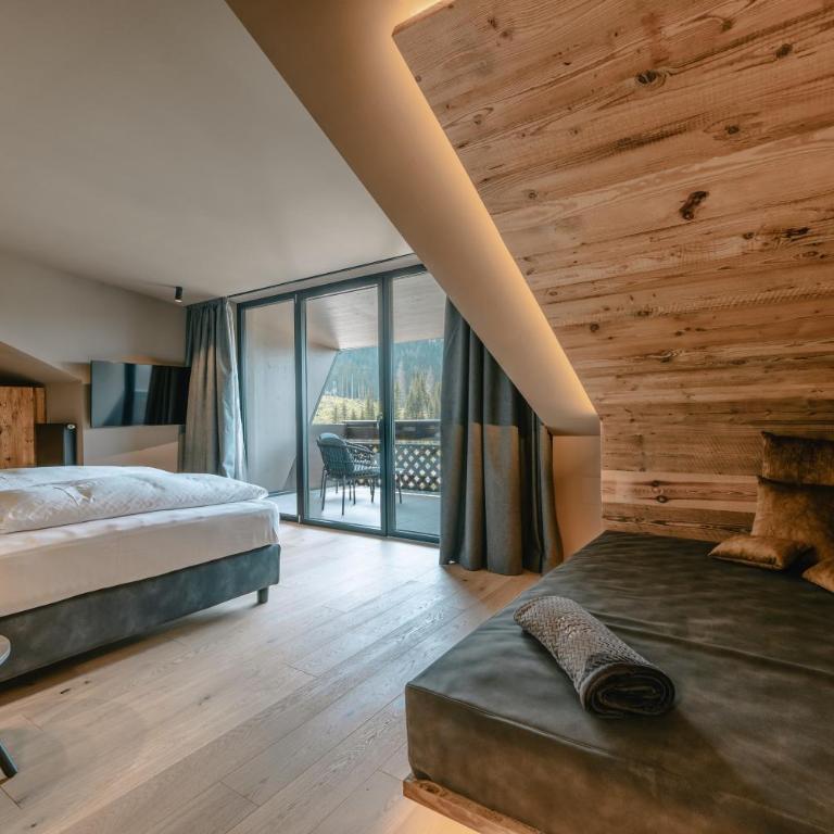 Hotel Alpenrose - Deluxe Double Room - 1