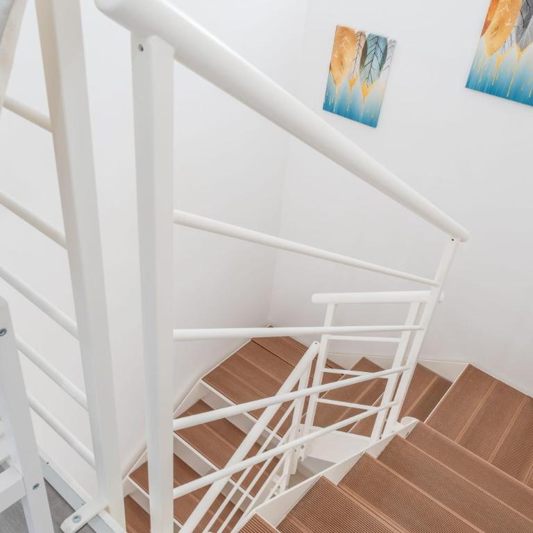 VACANZE VISTA MARE - Deluxe Double Room with Sea View - 13