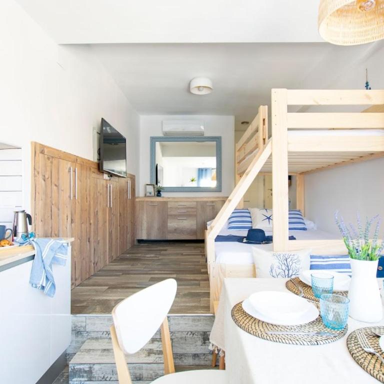 APARTBEACH LA BRISA y FRENTE PLAYA - Apartment - 44