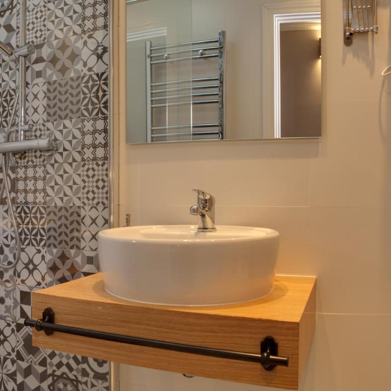SUITES YOU Platinum - One-Dedroom Apartment with Balcony (3-5 Adults) - 10