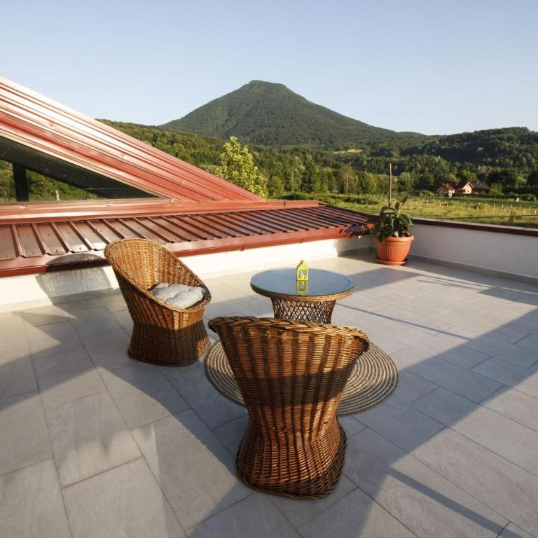 R&J's Home - Villa with Private Pool - 25