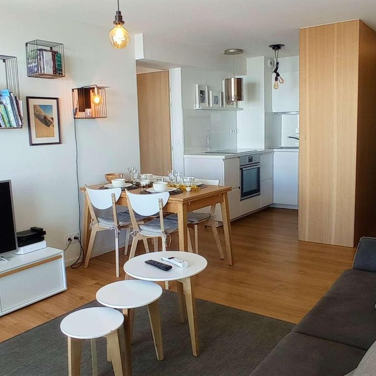 Appartement rénové 47m² - 6 pers, proche pistes et commodités, quartier animé, parking inclus - FR-1-545-32 - Appartamento - 1
