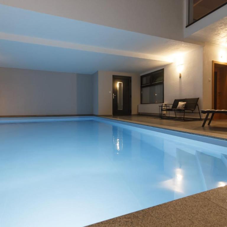 R&J's Home - Villa with Private Pool - 56