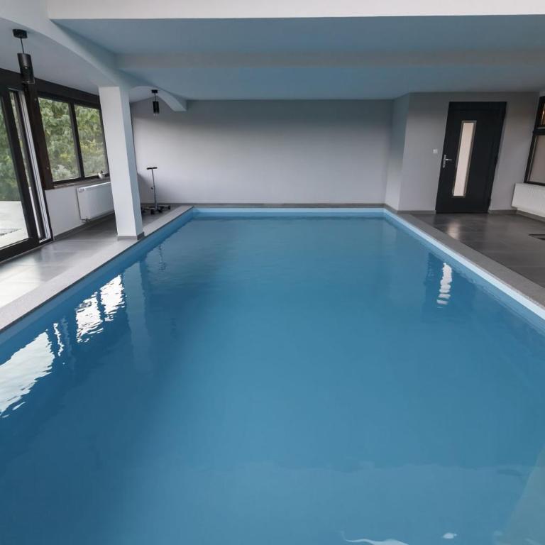 R&J's Home - Villa with Private Pool - 55