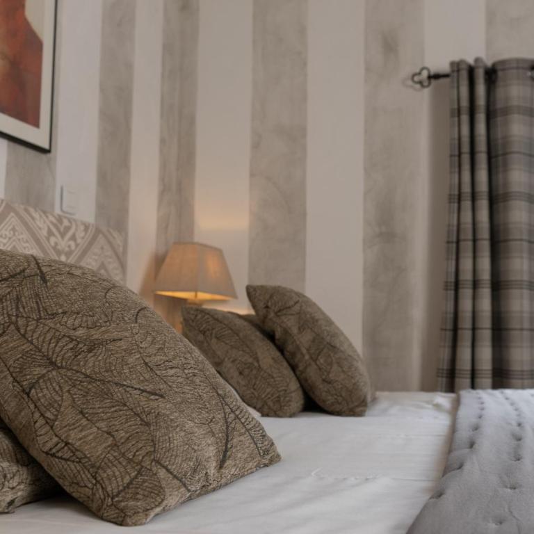 Auberge De La Poulcière - Suite Supérieure Lit King-Size - 16