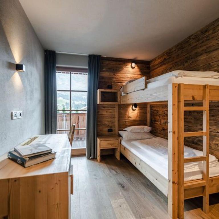 Sportony Mountain Lodges - Suite Familiare con Balcone - 1