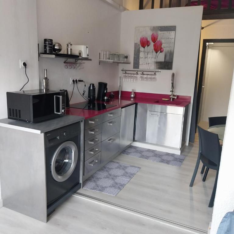 CHARMANTE VILLA HELIOVILLAGE CAMP NATURISTE - Villa 1 Chambre - 6