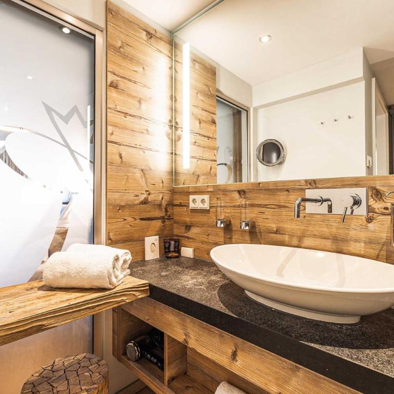 Das Rübezahl - Romantic Hideaway & Boutique Spa - AlpenTraum Deluxe Doppelzimmer - 2