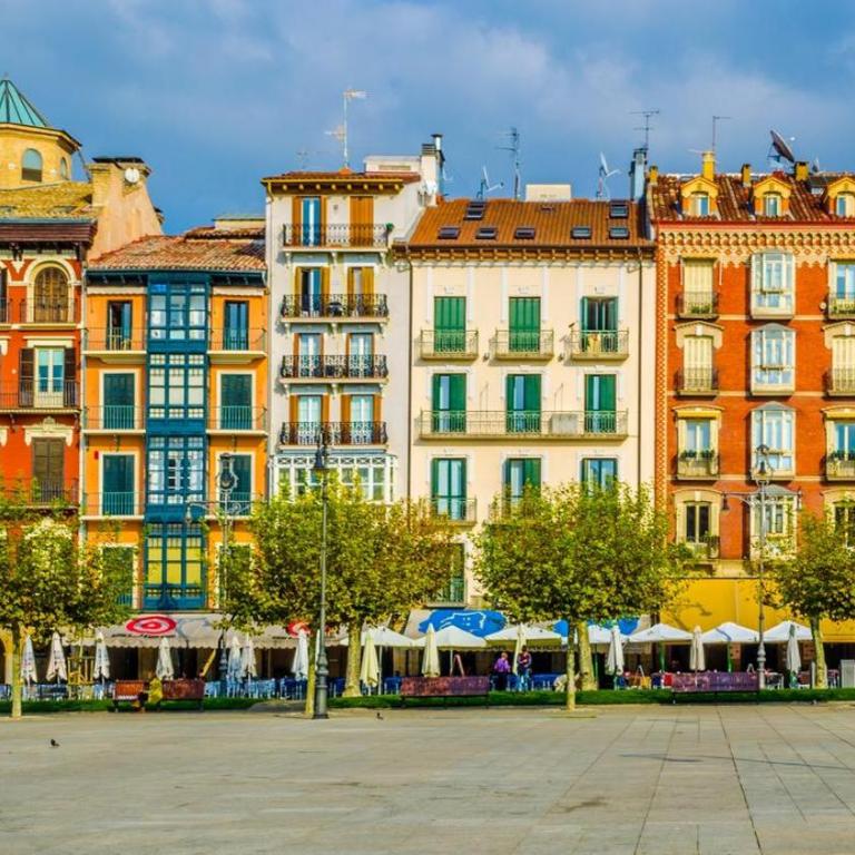 Espacioso apartamento en el centro de Pamplona - Apartamento de 3 dormitorios - 25