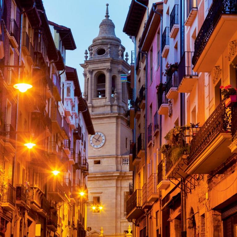 Espacioso apartamento en el centro de Pamplona - Apartamento de 3 dormitorios - 20