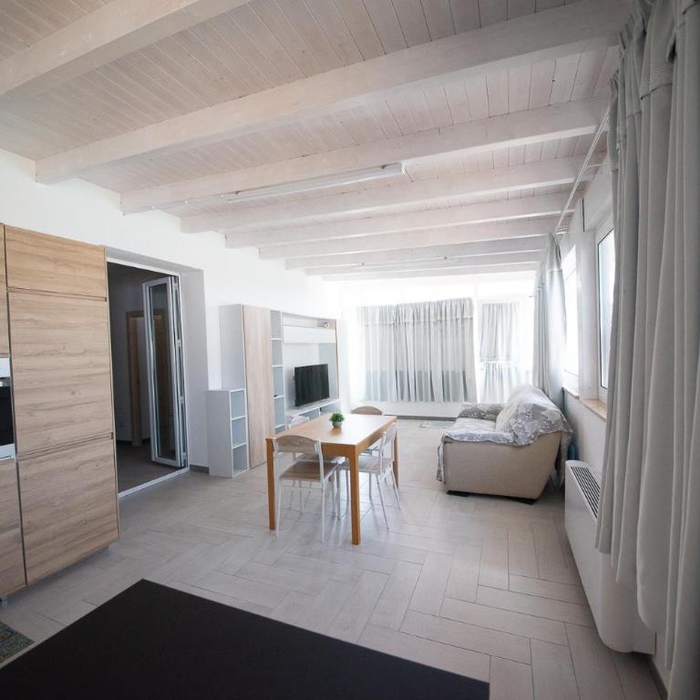10 e Lode - Appartamento con Vista Piscina - 30