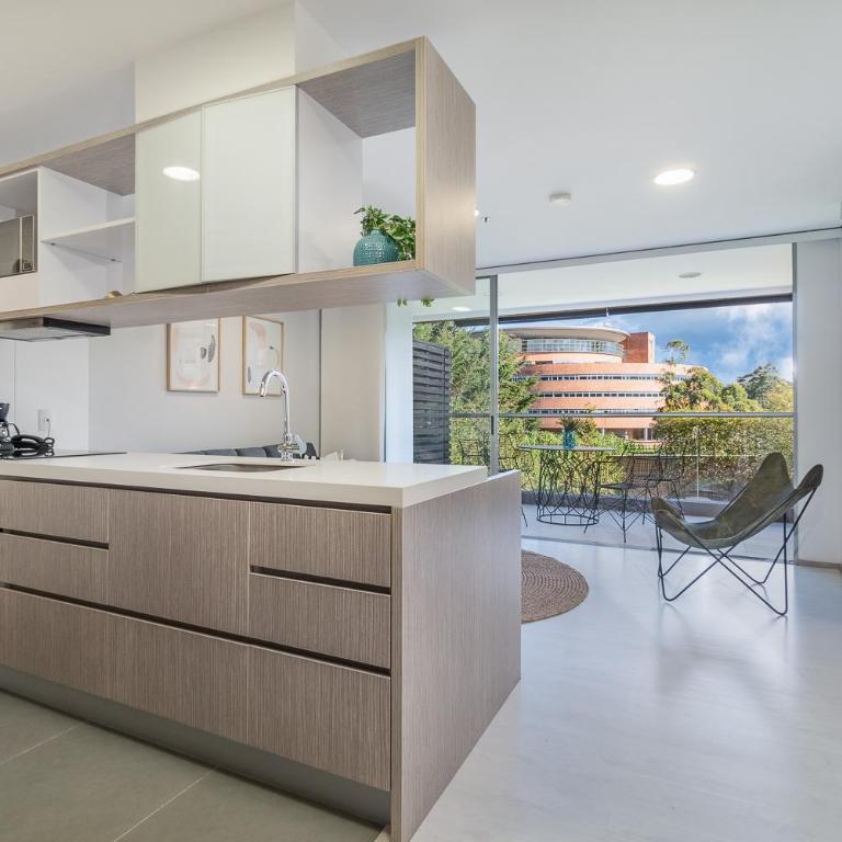 PORTANOVA Suites by ADVENTU - Apartamento con vistas a las montañas - 4