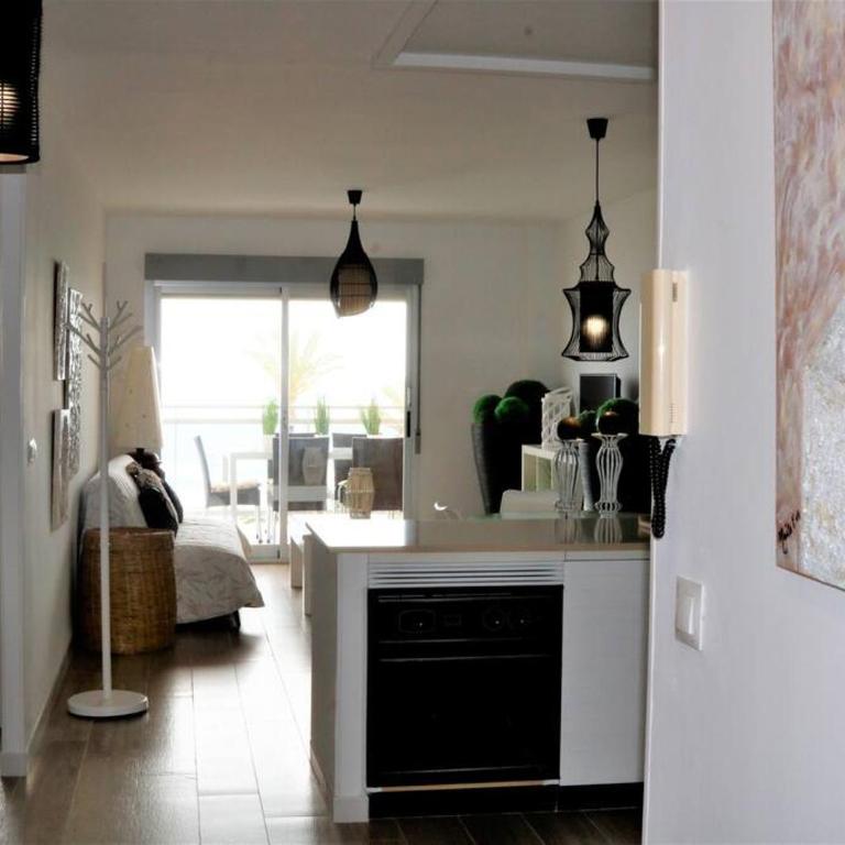 Apto BERTA en 1ª LÍNIA de PLAYA, PISCINA y PARKING Privado - Apartamento de 2 dormitorios - 12