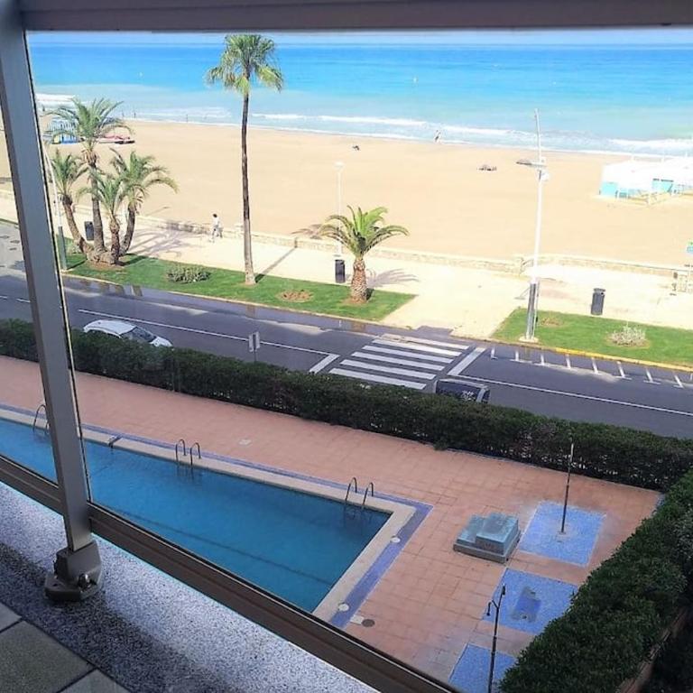 Apto BERTA en 1ª LÍNIA de PLAYA, PISCINA y PARKING Privado - Apartamento de 2 dormitorios - 29