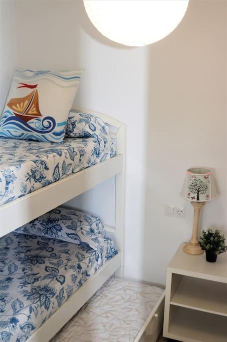 Apto BERTA en 1ª LÍNIA de PLAYA, PISCINA y PARKING Privado - Apartamento de 2 dormitorios - 35