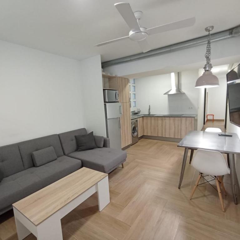 Apartamento full equip. - Two-Bedroom Apartment - 1