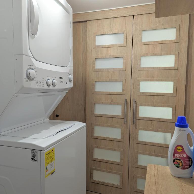 Welcome to Medellin! - Rooftop - Jacuzzi - Wifi - Laureles - Estadio - Apartamento de 1 dormitorio - 44