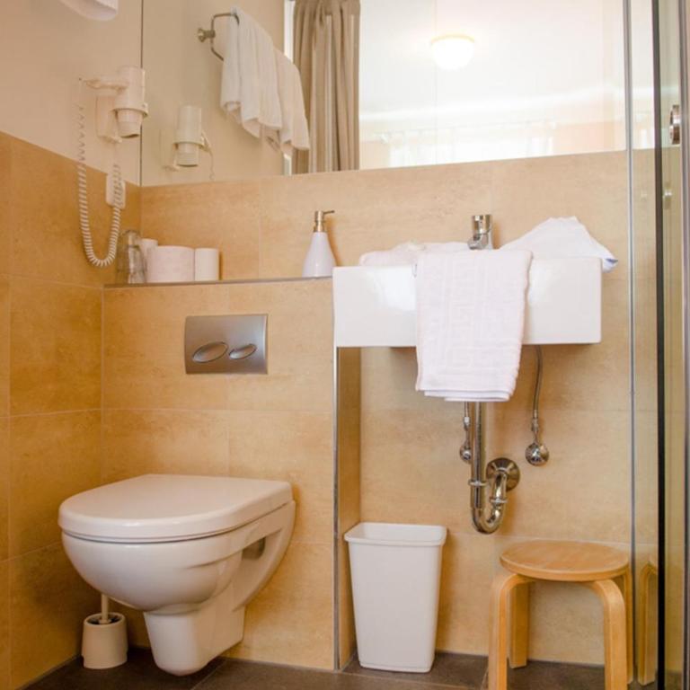 Gästehaus Pension Ria - Economy Doppelzimmer - 4