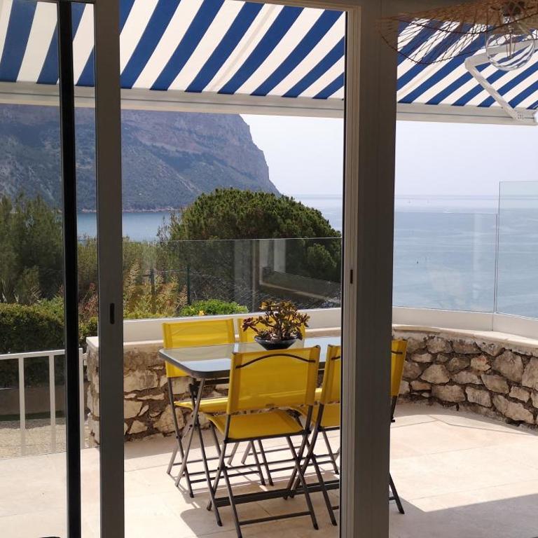 FACE A LA MER - Appartement - Vue sur Mer - 1