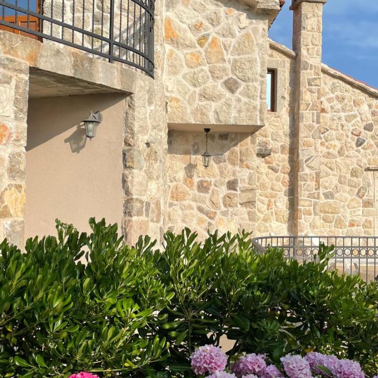 Mountains Villa near Budva - Vila sa 3 Spavaće Sobe - 2