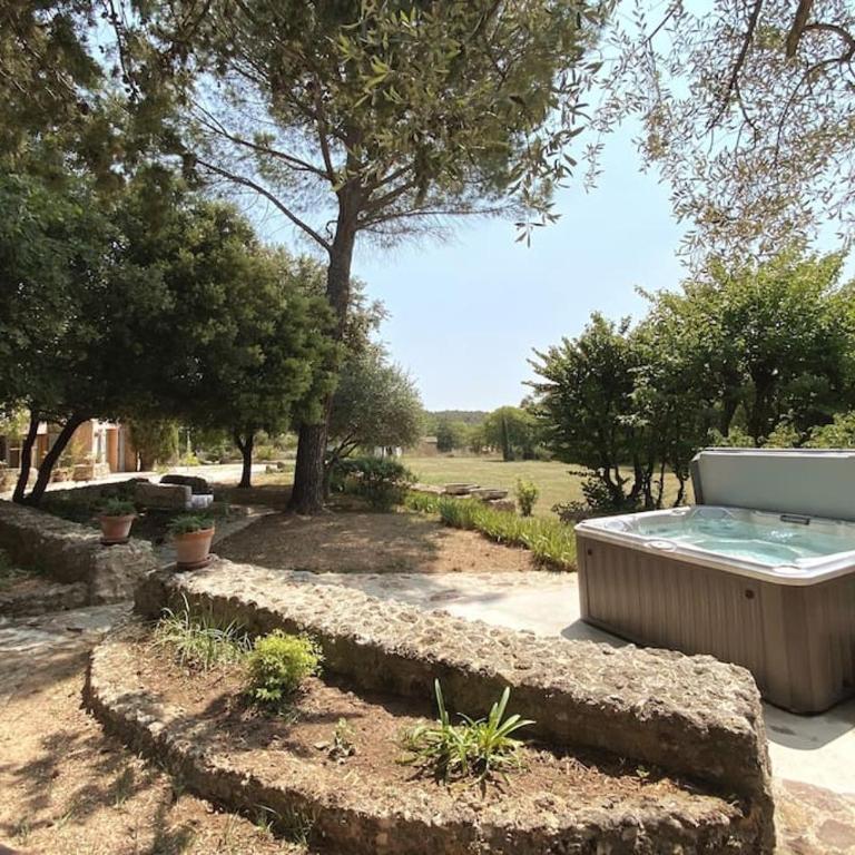 Luxurious bastidon with swimming pool and jacuzzi - Villa 2 Chambres - 22