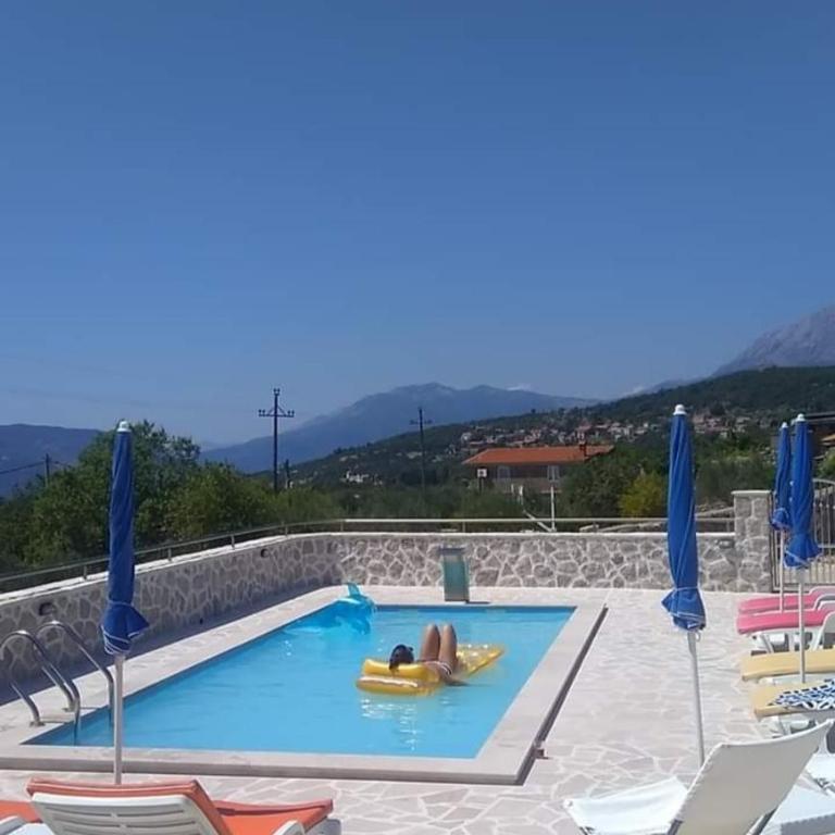 Vila Rogač - Vila sa Sopstvenim Bazenom - 37
