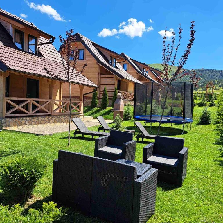 Casper Brvnara - Three-Bedroom Chalet - 12