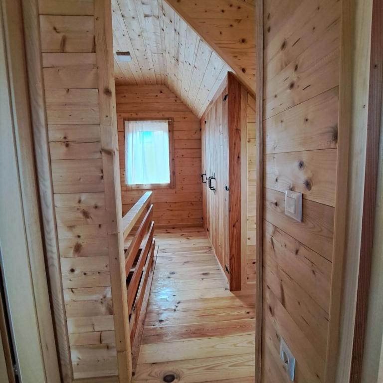 Casper Brvnara - Three-Bedroom Chalet - 24