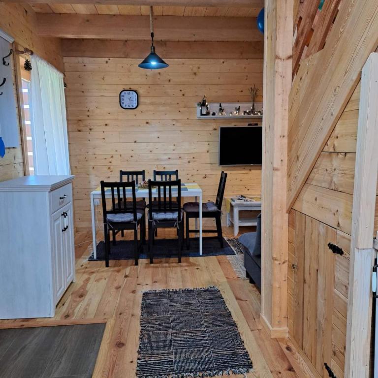 Casper Brvnara - Three-Bedroom Chalet - 20