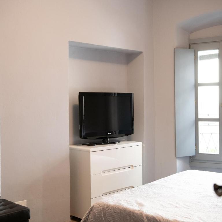 Alessi Appartamenti - Appartamento con 1 Camera da Letto con Balcone e Vista Città - 17