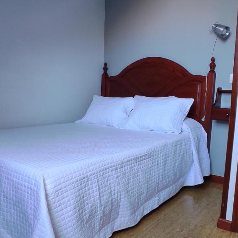 Apartamentos El Jornu - Two-Bedroom Apartment - 7