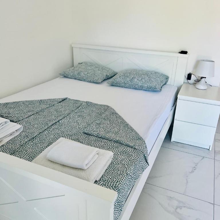 Apartments Mia Patria - Standardni Trokrevetni Studio - 4