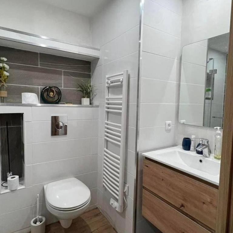 Location estival parfaite : Studio à 50 mètres de la plage, offrant une magnifique vue mer - Appartamento con 1 Camera da Letto - 3