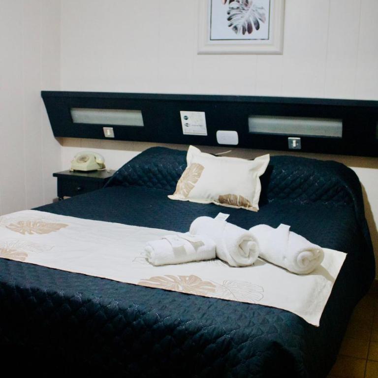 hotel El Tropical - Habitación Doble con baño privado - 5